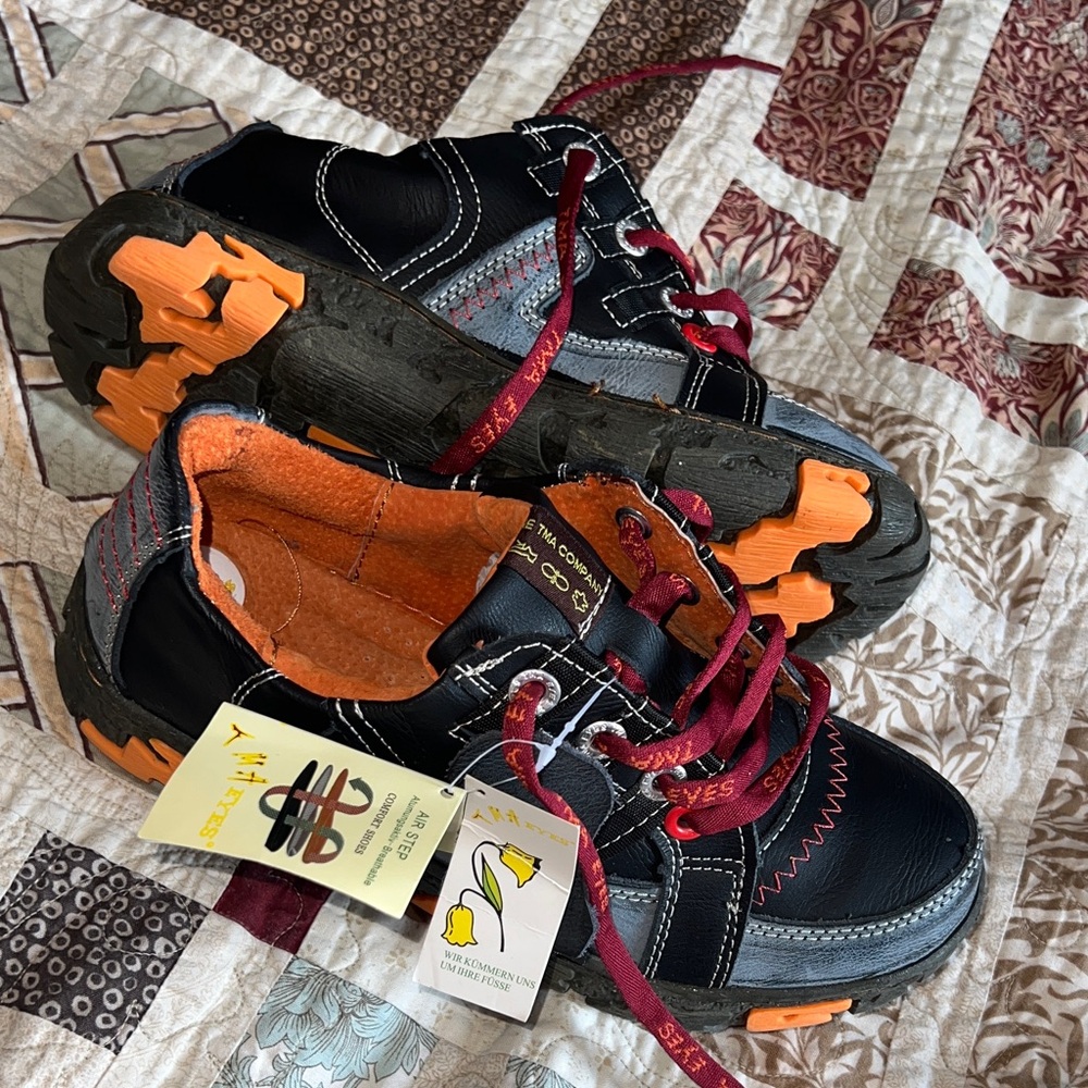 TMA eyes leather detailed hiking boot lightweight sneaker orange red NWT